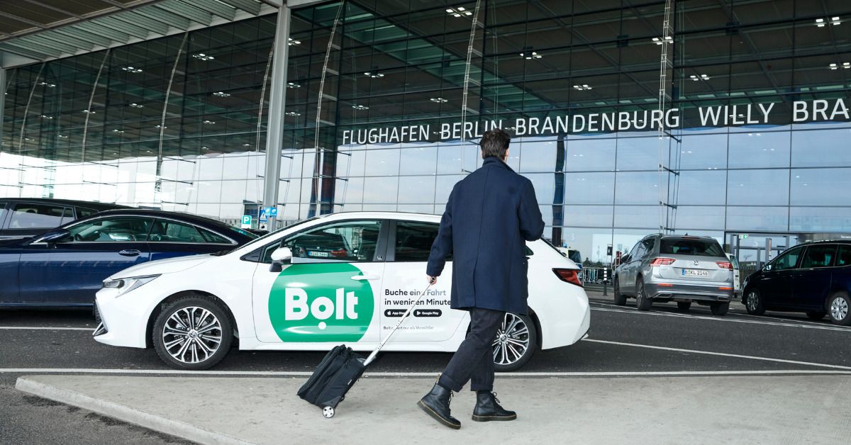 Fly without the fuss: 13 Bolt app features for a smooth airport transfer